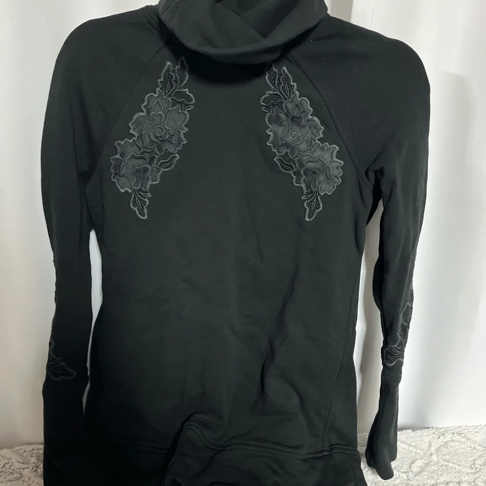 lululemon athletica long hooded